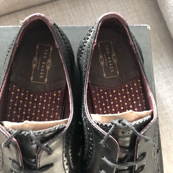 Ted Baker Black Granet Oxfords - Picture 11 of 12